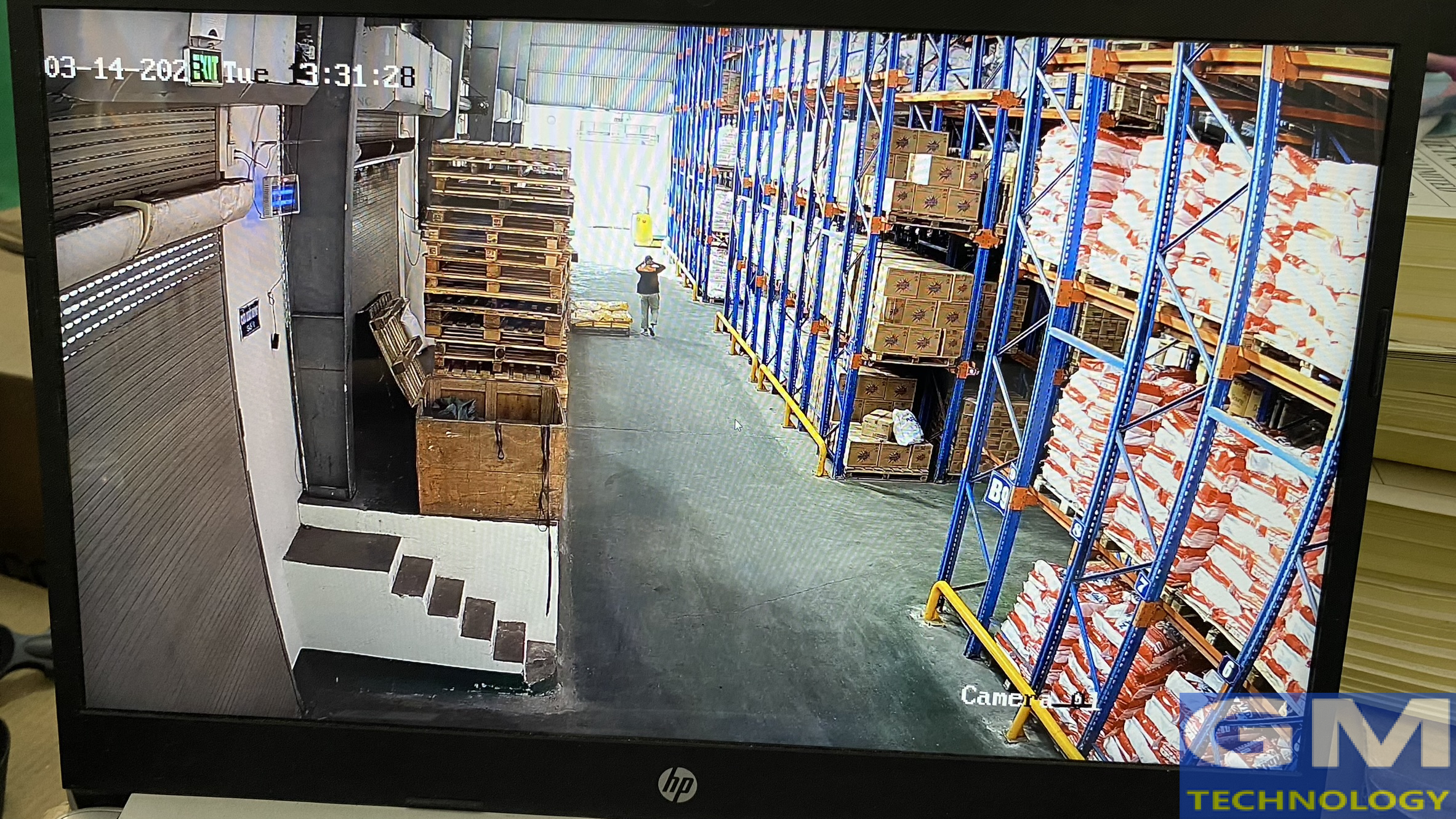 Lắp đặt hệ thống camera cho kho hàng phục vụ Hải Quan 2