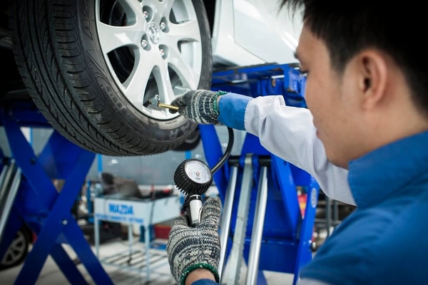 Hướng dẫn kiểm tra và bảo dưỡng lốp ô tô