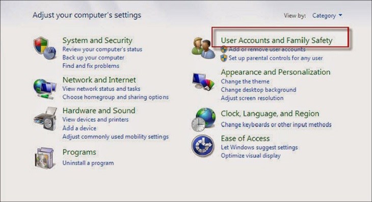 Bạn chọn vào mục User Accounts and Family Safety