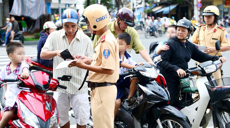 quy tắc giao thông xe cộ