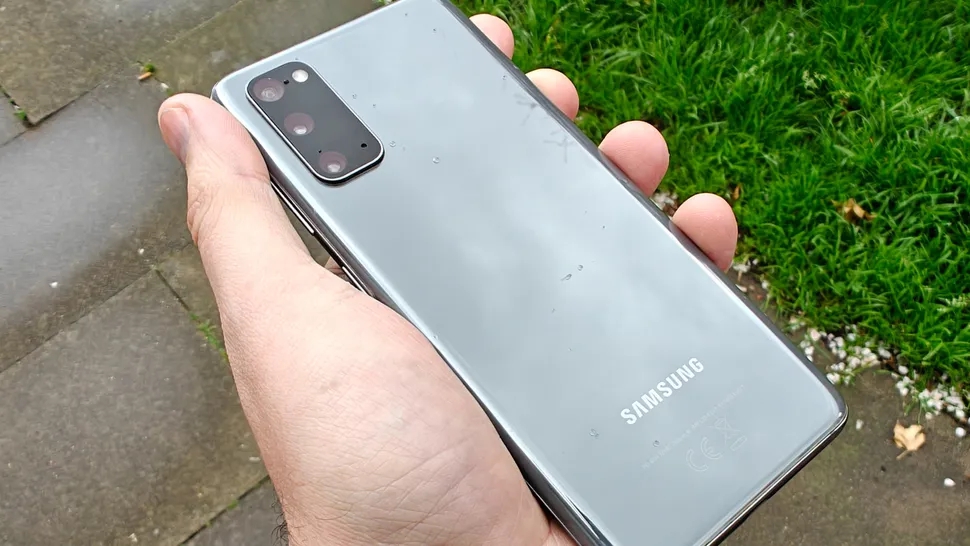 Dùng lại Galaxy S20 4 năm tuổi, tôi mới thấy lời hứa của Samsung 