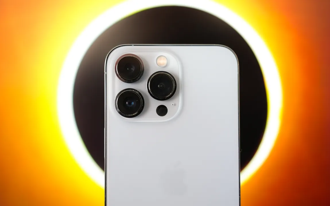 Đừng chụp ảnh này bằng iPhone ngày 8/4: Nếu cố tình, máy ảnh sẽ bị cháy