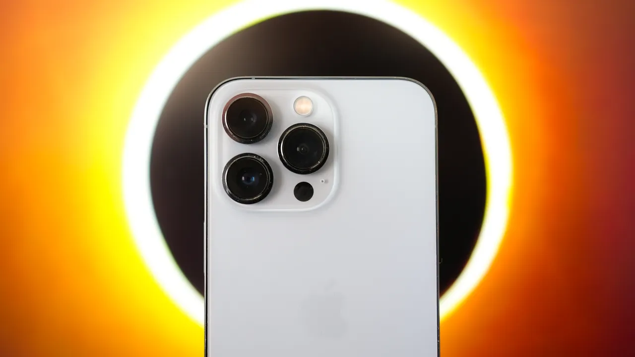 Đừng chụp ảnh này bằng iPhone ngày 8/4: Nếu cố tình, máy ảnh sẽ bị cháy - Ảnh 2.