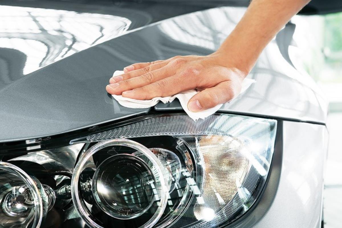 Kiểm tra xe trước chuyến đi dài
