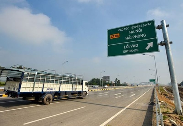 Khoảng cách giữa lối vào đường cao tốc