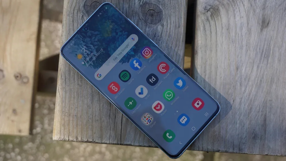Dùng lại Galaxy S20 4 năm tuổi, tôi mới thấy lời hứa của Samsung 