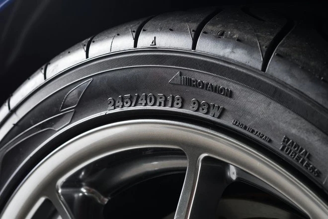 Điều này có nghĩa là tác động lên lốp ô tô